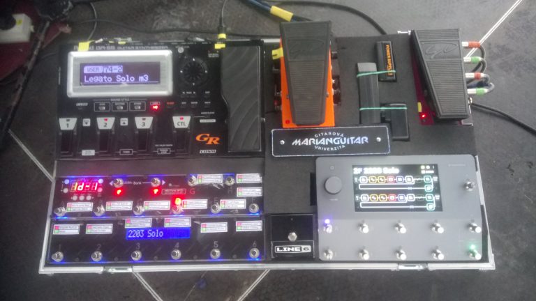 Pedalboard Neural DSP Quad Cortex + Roland GR-55 + MIDI Forte